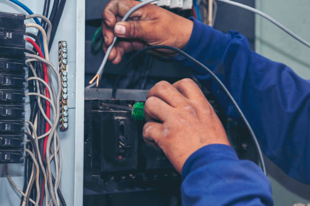 Best 24-Hour Electrician  in Des Peres, MO